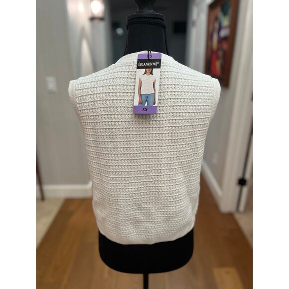 [BLANKNYC] Sleeveless Knit Vest Cardigan Color: Cream (Size S) - NWT - Picture 9 of 11